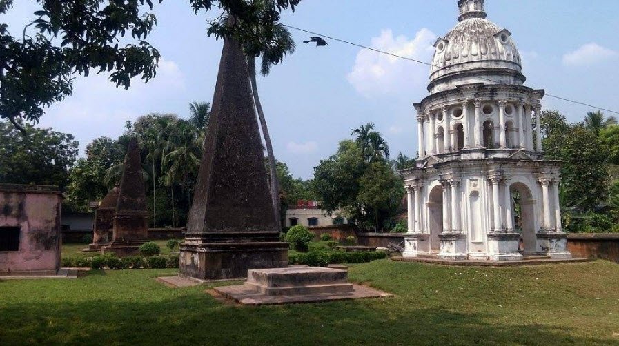 Dutch Cemetery, Murshidabad, West Bengal - Vushii.com Dutch Cemetery, Murshidabad, West Bengal - Vushii.com